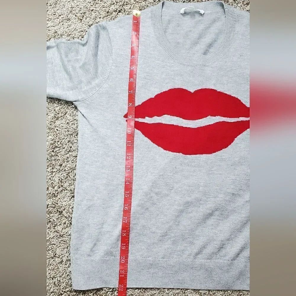 Splendid Gray & Red Lips Sweater - Picture 3 of 6